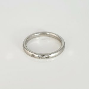 Diamond band ring
