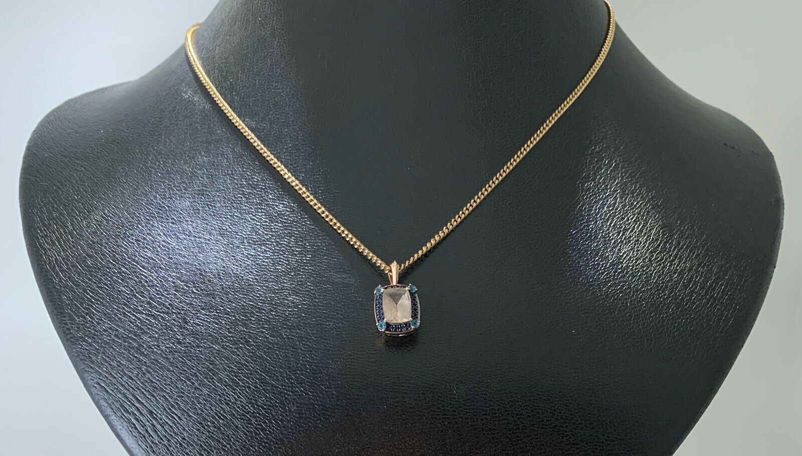 gold necklace