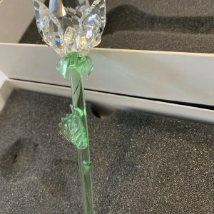 rose figurine